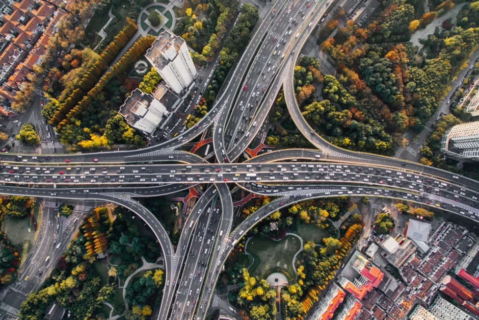 denys-nevozhai-7nrsVjvALnA-unsplash-scaled